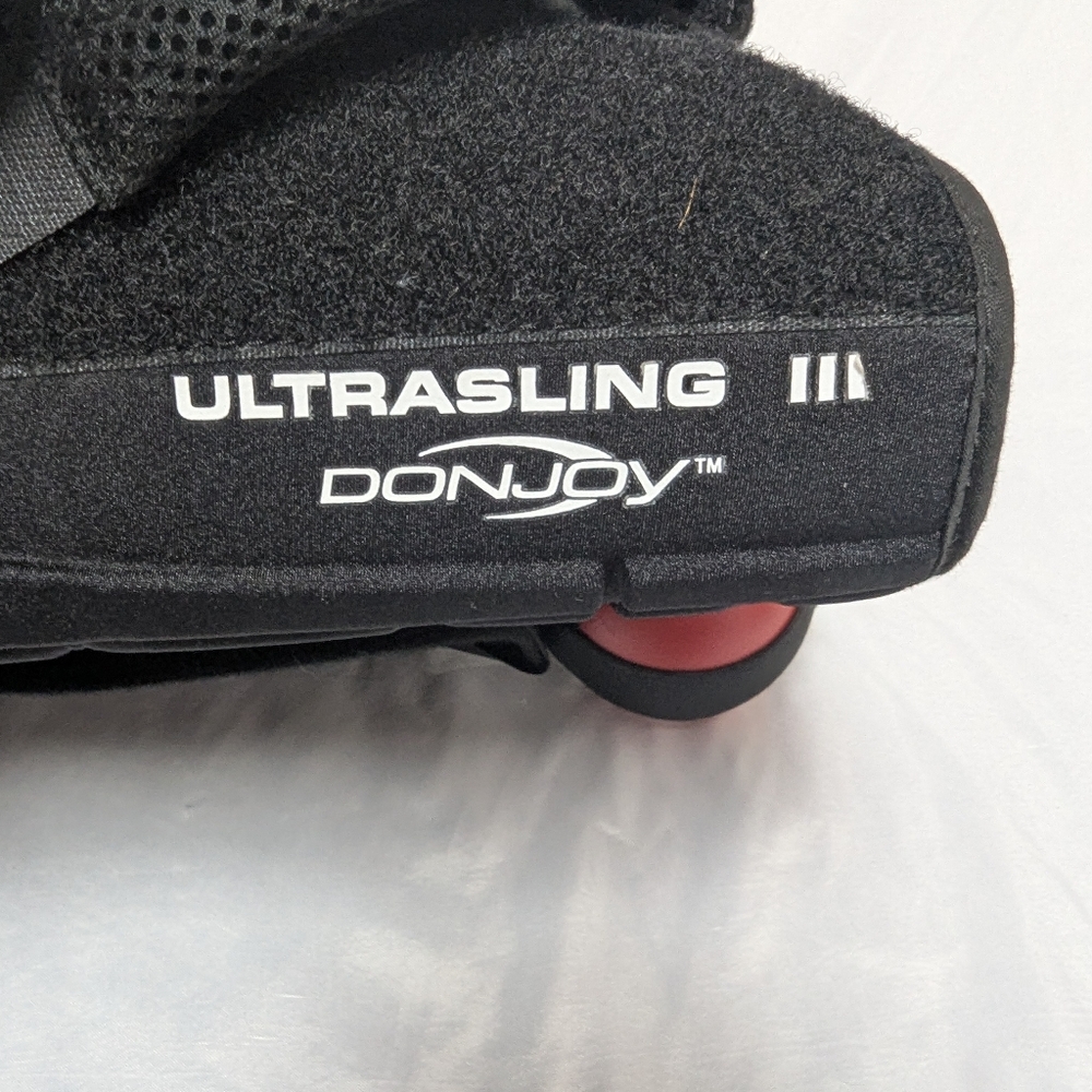 Donjoy Ultrasling 3 Shoulder Immobilizer Sling Size Medium For Rotator Cuff - Picture 4 of 7